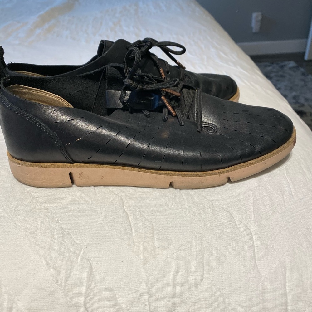 Clark’s Dress sneaker